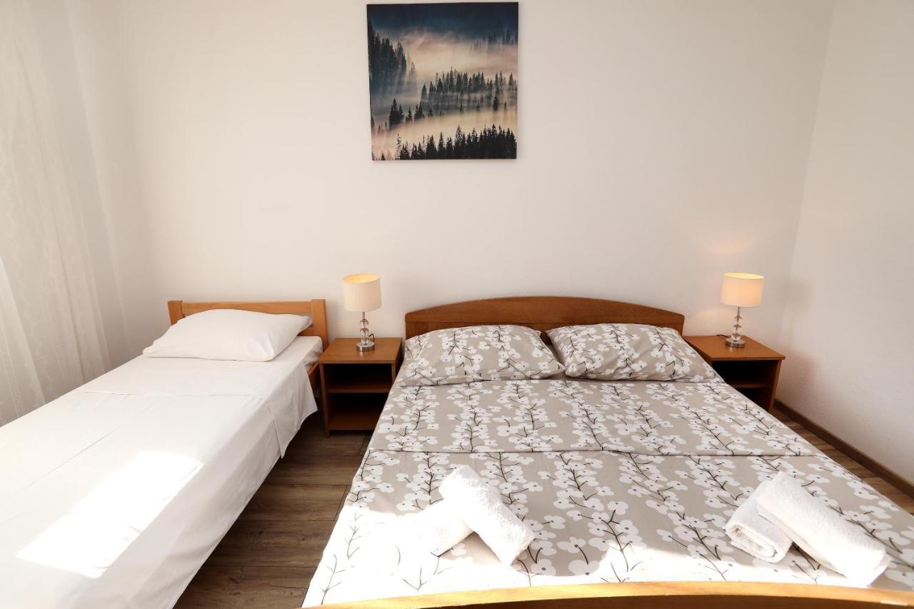 Apartman Gilan Seget Vranjica Eksteriør billede